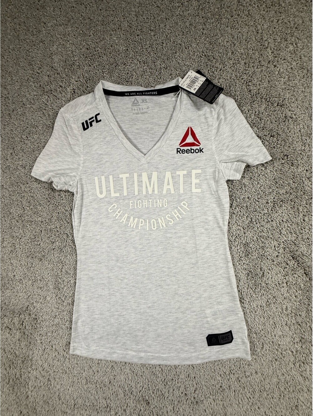 Reebok Womens UFC Fight Night Ultimate Fight for peace T-Shirt Light Gray XS